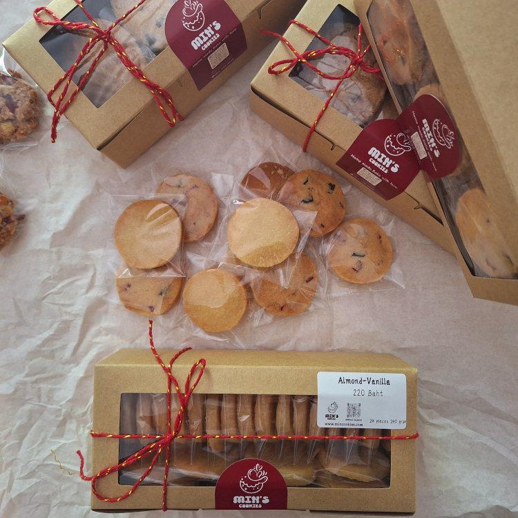 Order Min Cookies for Local Delivery or Pickup